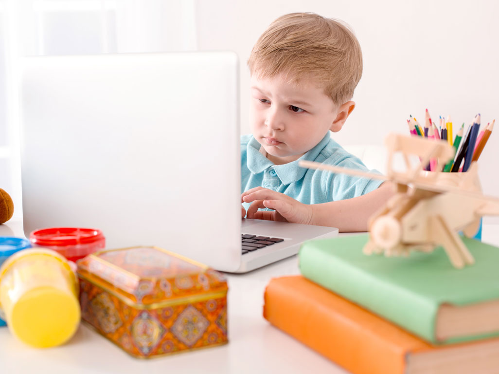 Grădinița-online,-o-alternativă-pentru-copiii-de-3-4-ani