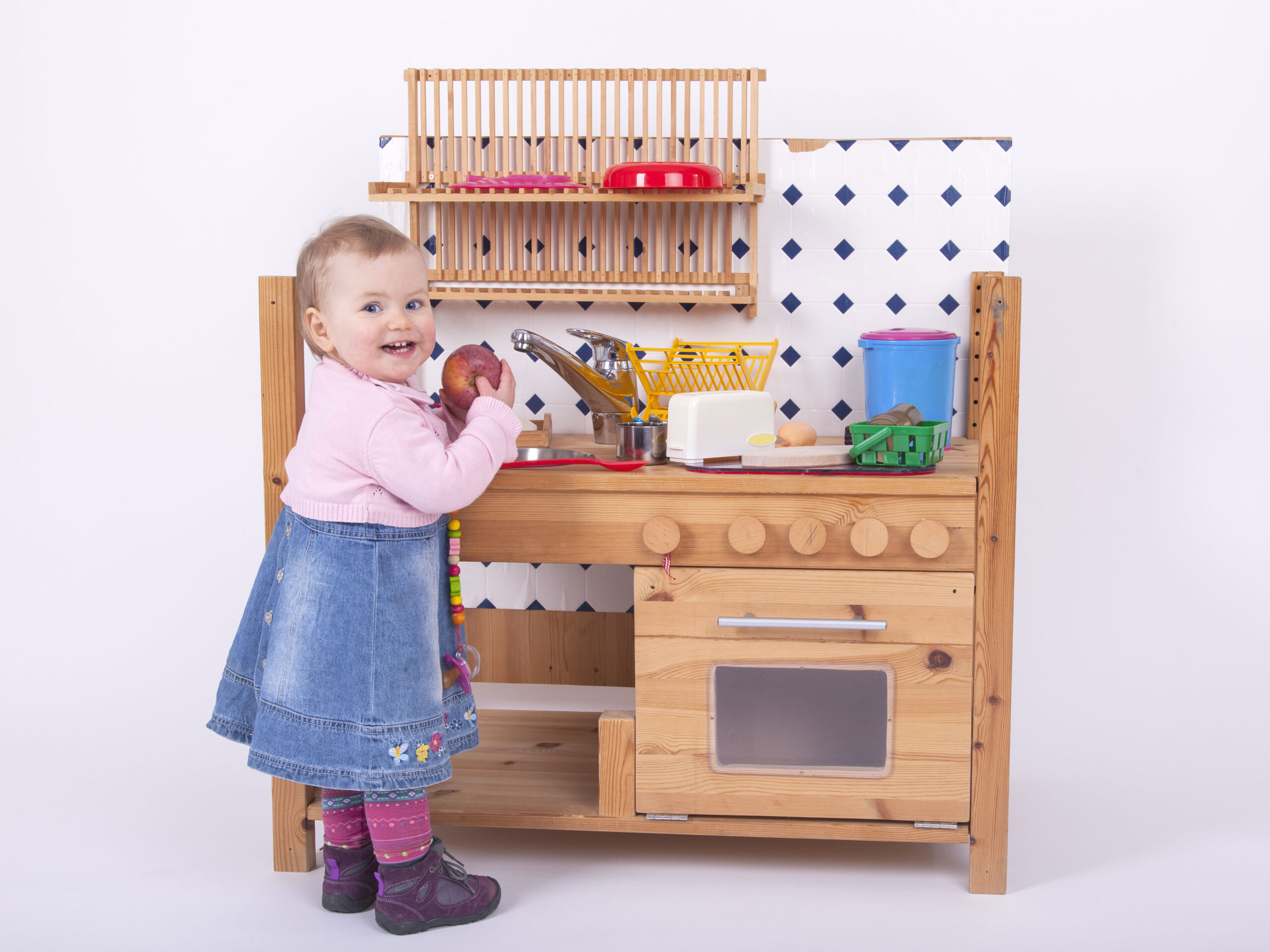 Jucăriile-Kitchen-Craft-îi-ajută-pe-copii-să-descopere-tainele-și-bucuria-gătitului